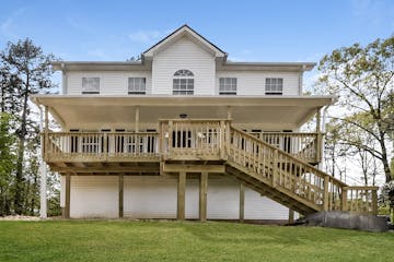 273 LENOX CT HIRAM, GA 30141